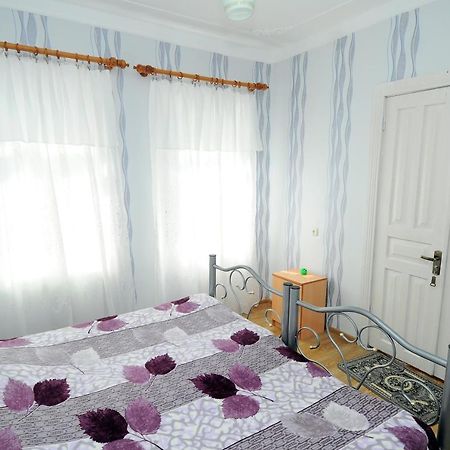 Guest House Darejani クタイシ エクステリア 写真