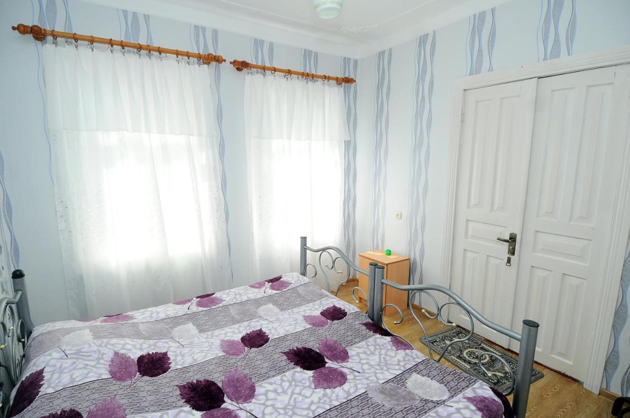 Guest House Darejani クタイシ エクステリア 写真