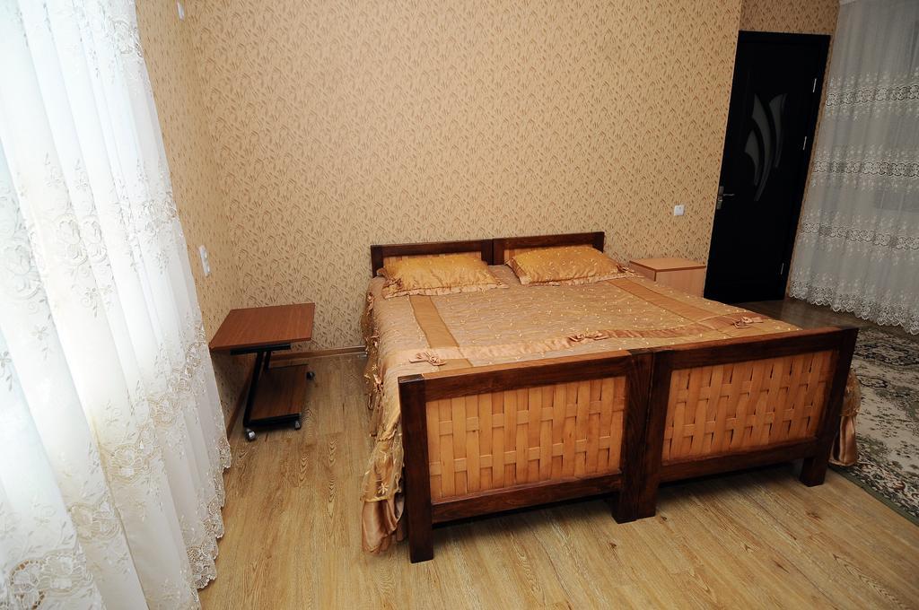 Guest House Darejani クタイシ エクステリア 写真